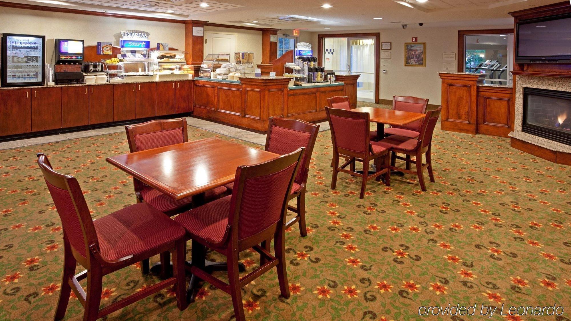 Holiday Inn Express Mount Arlington, An Ihg Hotel Ресторант снимка
